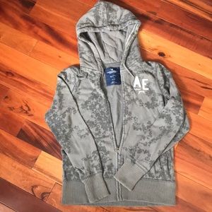American eagle zip up hoodie